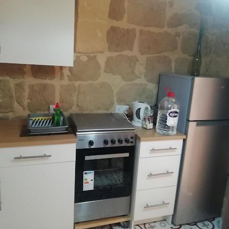 Sixty Two 3 Apartment Виктория Стая снимка