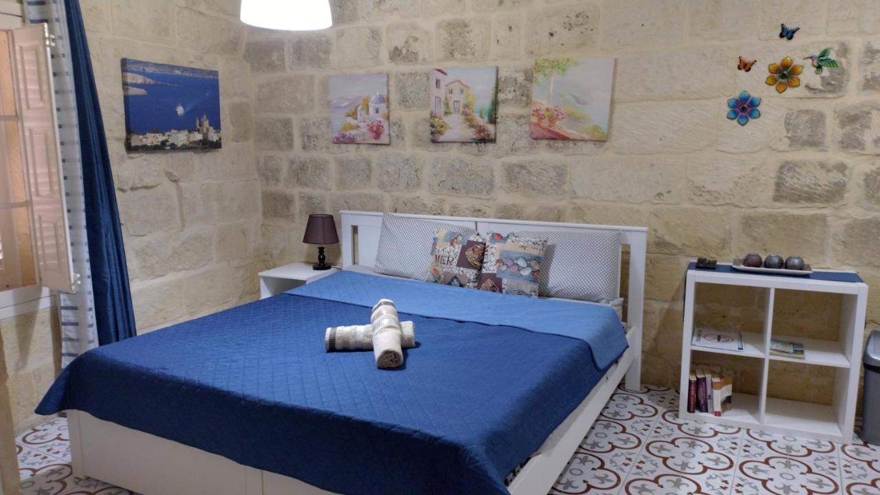 Sixty Two 3 Apartment Виктория Екстериор снимка